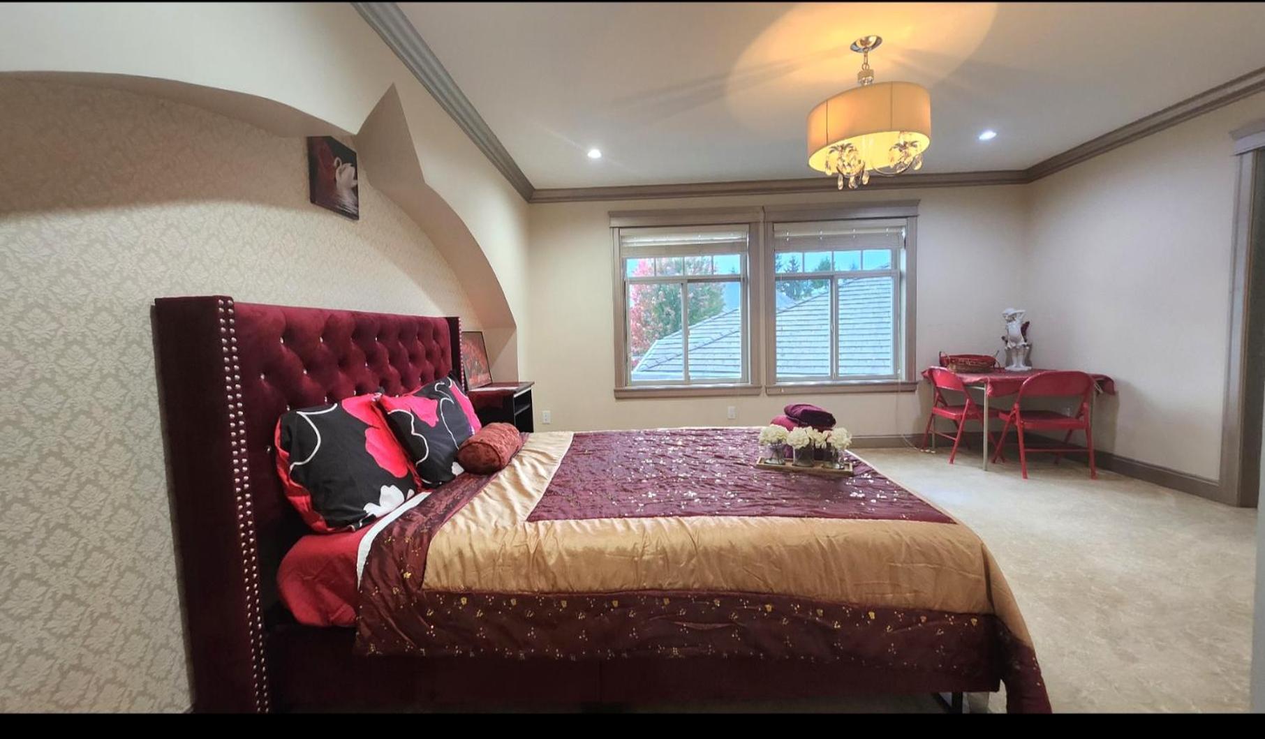 Empress Palace Hotel 서레이 외부 사진